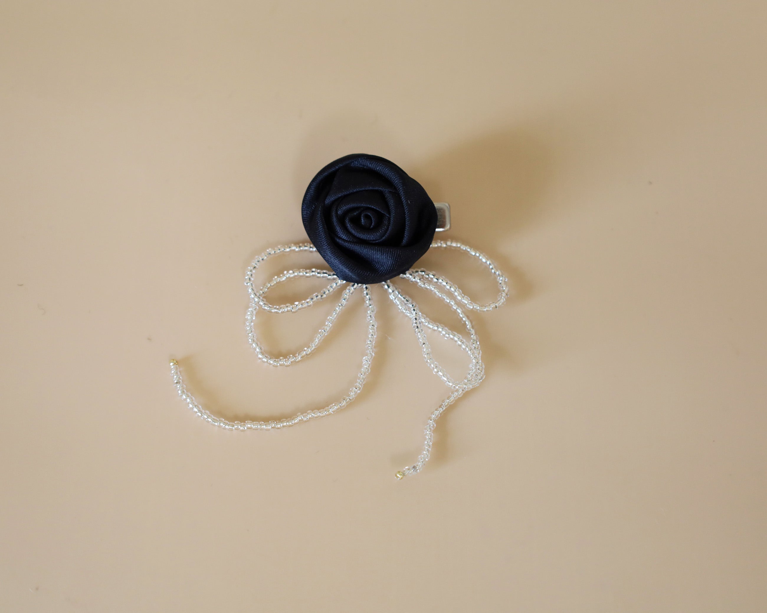 Qoo10] バンスクリップ バラ 薔薇 ヘアクリップ