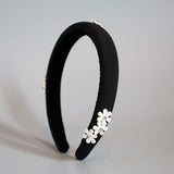 Slender Headband White Flower Studs
