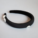 Slender Headband White Flower Studs