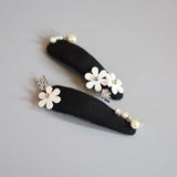 White Flower Studs Hair Pin