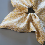 White Gold Jacquard Shuriken Scrunchie