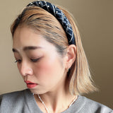 Slender Headband Black Slash White