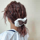Swish Ribbon Scrunchie White-Brown
